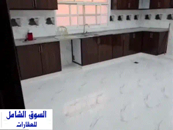 فيلا فاخرة للبيع في الروضة عجمان: 5 غرف ماستر، 5000 قدم - استثمارك المثالي في الرفاهية