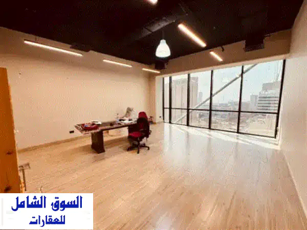 للإيجار: مكتب تجاري فاخر 245م² مجهز بالكامل...