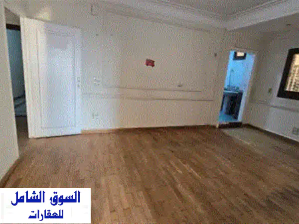 للشركات الكبرى: مقر إداري 300 م² على شارع عباس...