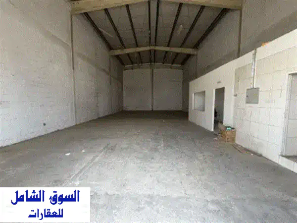 مستودع للإيجار  الصناعية 11 موقع مميز على شارع رئيسي مباشر المساحة 2800 قدم مكتب + حمام نظام فاير ...