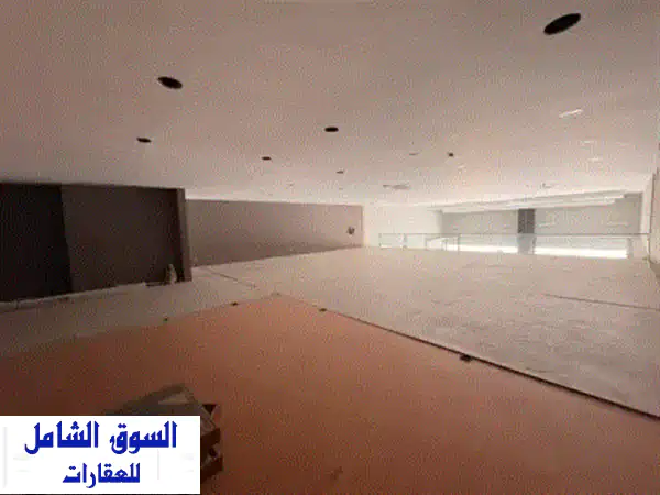 للإيجار السنوي معرض في الصناعية 4 فرصه مميزه للإيجار أو الاستثمار لكل الباحثين وأصحاب المشاريع ...
