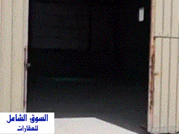 للإيجار مخزن في منطقة مينا عبدالله بمساحة 250...