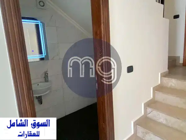 شاليه فاخر للبيع في فاريا 70م² | غرفة نوم، 2 حمام،...
