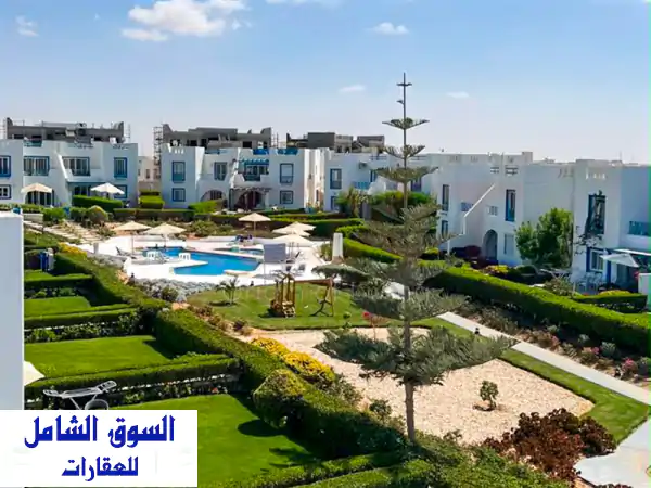 شاليه للبيع 112 م + روف 112 م  راس الحكمة ( ماونتن فيو )