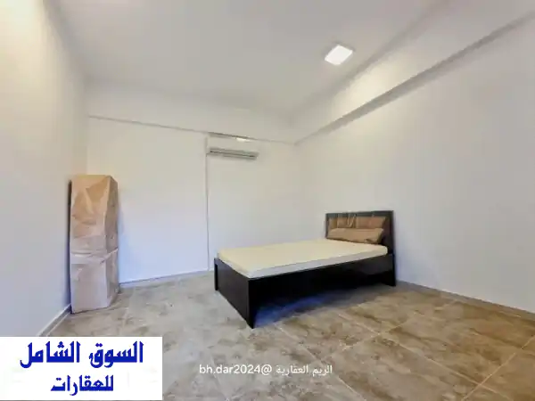 مدينة الحد / شقة راقية للإيجار شبة مفروشة شامل الكهرباء بدون حدود تتكون من 1 غرف نوم + 1 حمام + ...