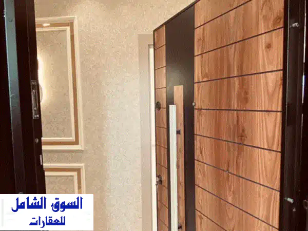 شقة (طابقية) طابق أول مطلة تلاع العلي خلف أسواق السلطان