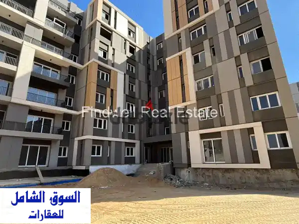 شقه للبيع فى كمبوند هاب تاون استلام فورى  Mostakbal City u002...