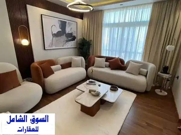 شقة فاخرة للإيجار في المهندسين - أمام نادي...