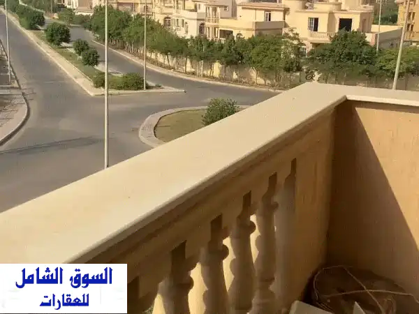 شقة للبيع في كمبوند الأشرفية بالتجمع الأول | فيو...