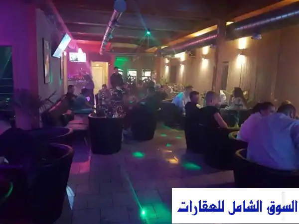 كافيه ومطعم راقي للإيجار - 240م²، مجهز بالكامل،...