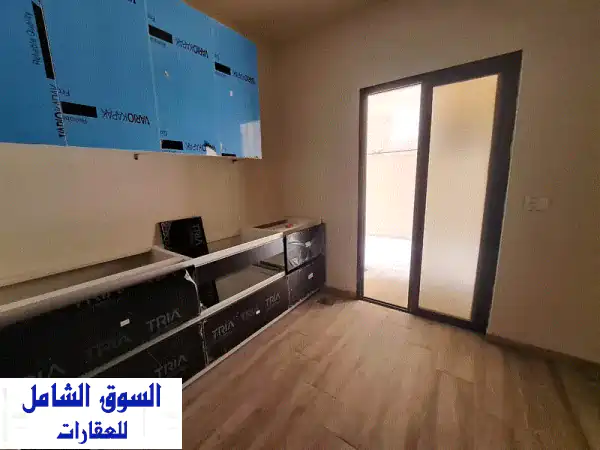 3 bedrooms apartment + terrace in Ballouneh for sale