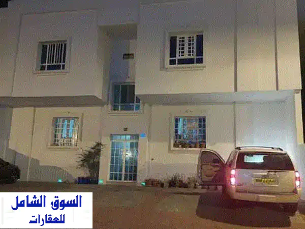 شقة للايجار مطرح الزبادية flat for rent mutrah zubadia