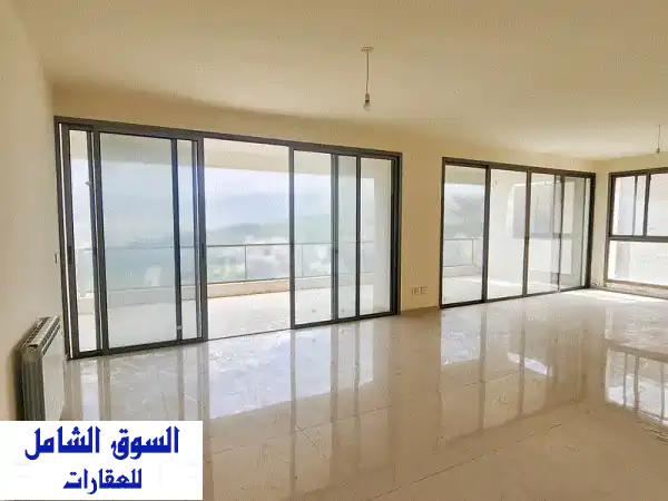 Apartment for Sale in Qornet El Hamra شقة للبيع في قرنة الحمرا