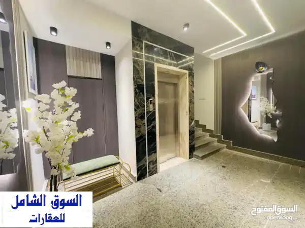 شقق فندقية فاخرة بتصميم إيطالي، في عمارة...