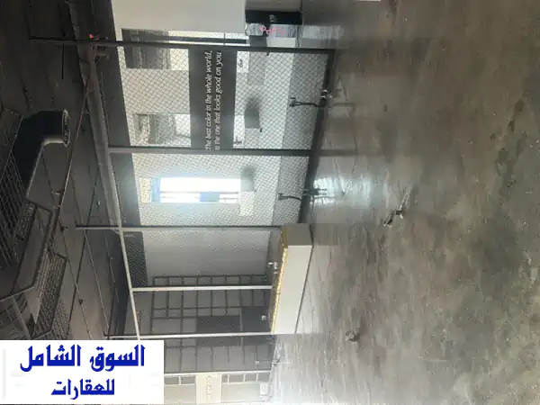 للإيجار مطبخ مركزي مجهز في الشويخ أرضي 450 متر...