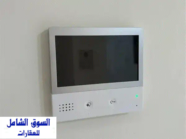 شقة دوبلكس طابق ثالث مع رووف وترس واسع بإطلالة رائعة بأجمل مناطق الجبيهة