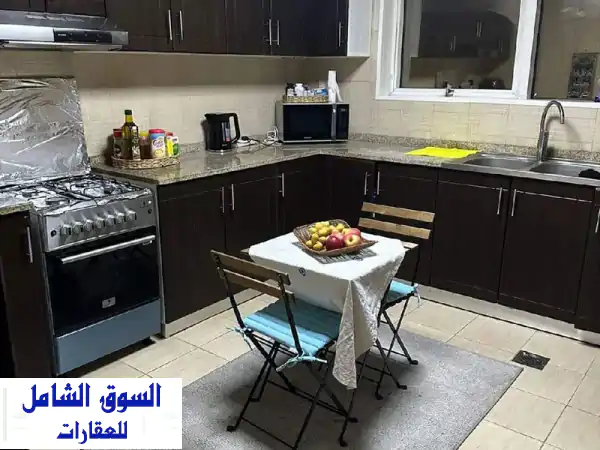 سكن بنات VIP عجمان: غرفتكِ الخاصة (حمام وثلاجة)....