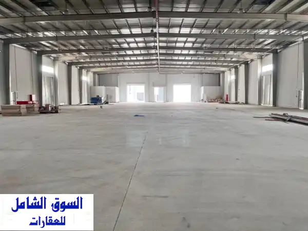 مستودع للإيجار بأم القيوين: فرصتك الذهبية بأم...