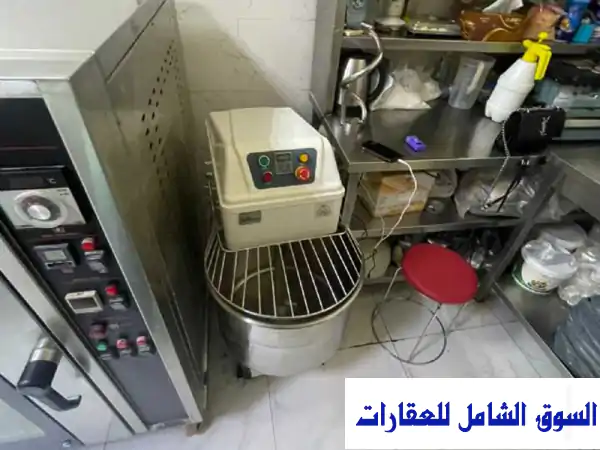 فرصة استثمارية ذهبية: مخبز وحلويات جاهز ومربح للبيع بالنعيمية عجمان | دخل يومي 2000 درهم وأرباح شهرية 16 ألف!