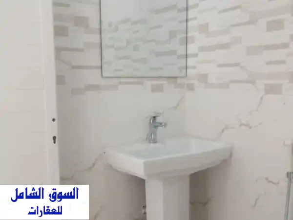 استوديو للإيجار السنوي بالزاهية، عجمان | سكن اقتصادي ومريح للأفراد (10,000 درهم)