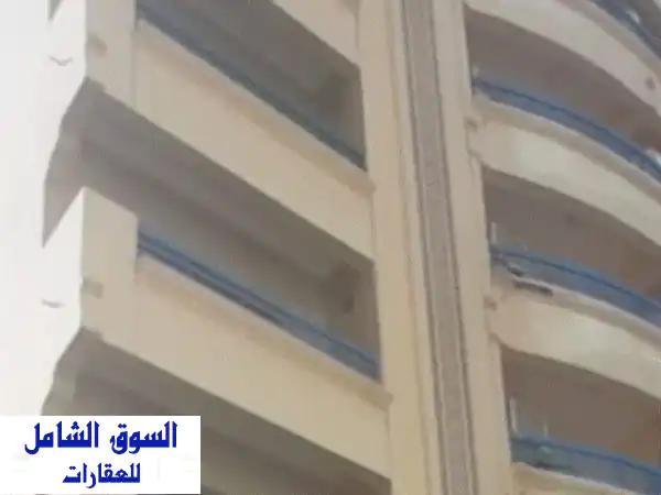 مبنى استثماري للبيع في الحورة، البحرين: 27 شقة...