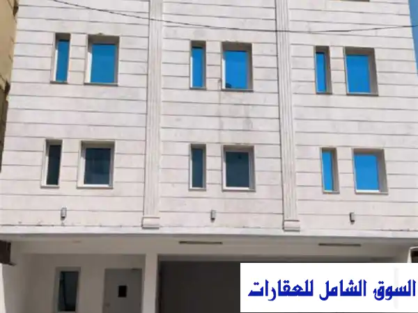 عمارة سكنية جديدة للبيع بالنجمة، الدوحة |...