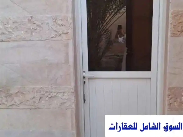 فيلا فاخرة للإيجار بمدينة محمد بن زايد: 5 غرف...