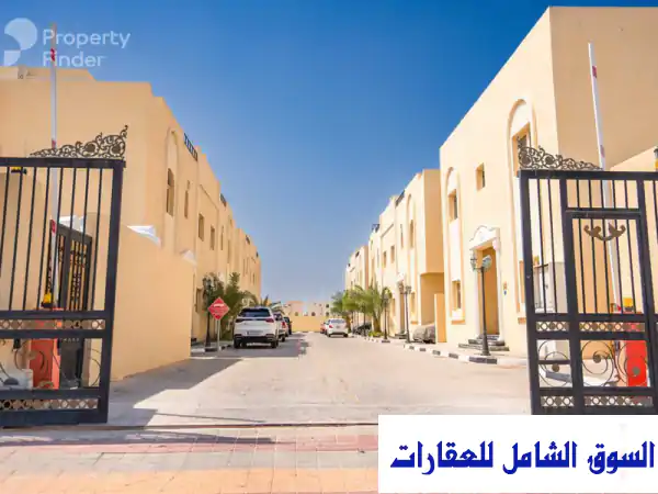 فيلا فاخرة للإيجار بالثمامة، الدوحة | 5 غرف ضمن مجمع سكني راقٍ بمسبح وجيم