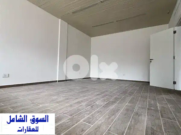 مكتب فاخر 75م² للإيجار على أوتوستراد...