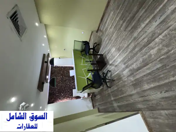 فرصة استثمارية ذهبية: مكتب مفروش للبيع بالخالدية - موقع استراتيجي ومساحة مثالية للشركات