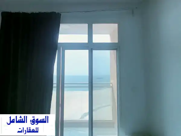 متاح سرير لشاب في سكن شباب أطلال بحرية علي الكورنيش في النخيل 2 سعر السرير 750 شامل جميع الفواتير
