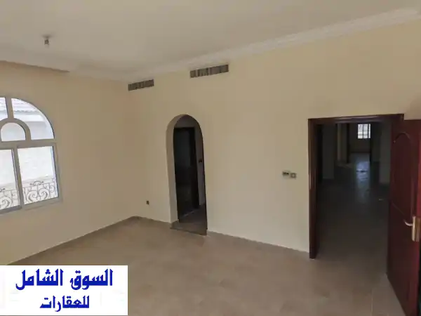 فيلا فاخرة للإيجار بأبوظبي: مدينة محمد بن زايد حوض 5 | 5 غرف ماستر ومساحات عائلية واسعة
