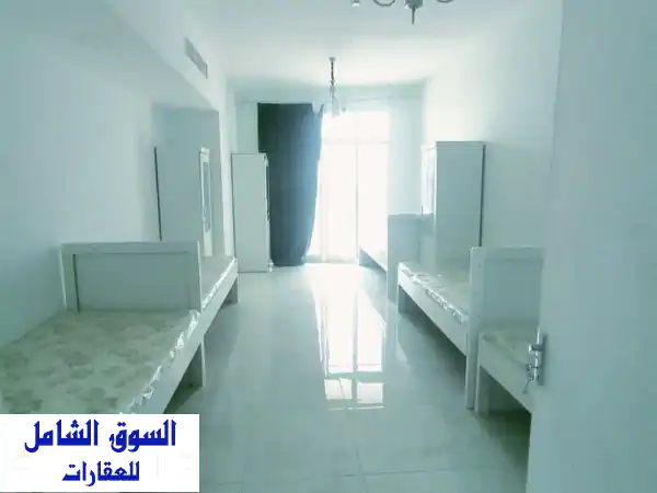 متاح سرير لشاب في سكن شباب أطلال بحرية علي الكورنيش...