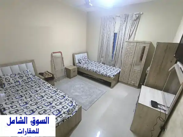 للبنات فقط: غرفة ماستر فاخرة بحمام خاص، بدون...