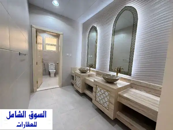 فرصة ذهبية: استأجر غرفة وصالة فاخرة بمدخل خاص في جنوب الشامخة، الرياض | إيجار شامل!