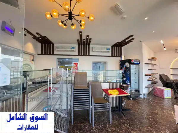 امتلك مطعمك الفاخر على كورنيش عجمان! 🍽️...