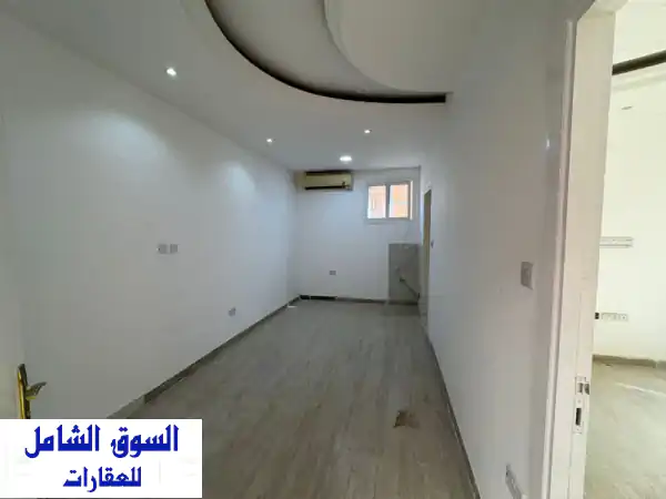 شقة غرفة وصالة راقية للإيجار في مدينة خليفة |...