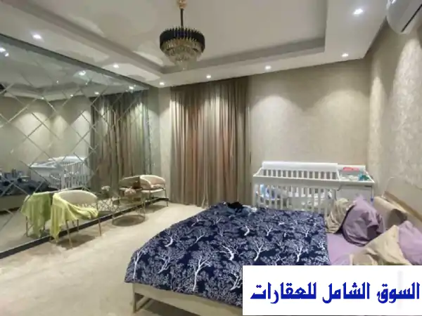 فرصتك الذهبية: فيلا فاخرة 5000 قدم للإيجار في المويهات 1 عجمان | سكني وتجاري بموقع استراتيجي