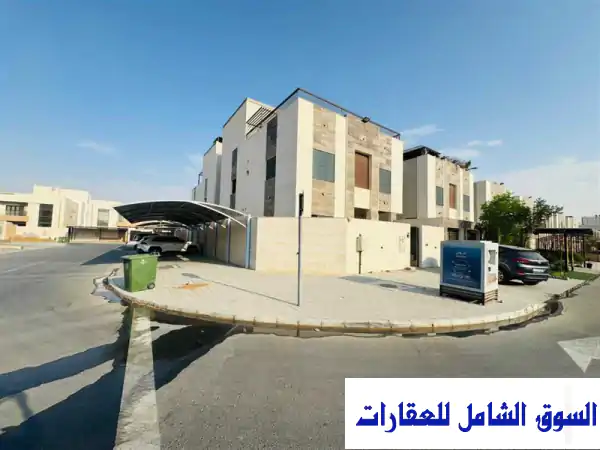 فيلا للإيجار بالياسمين عجمان: 6 غرف، مجلس، صالة...