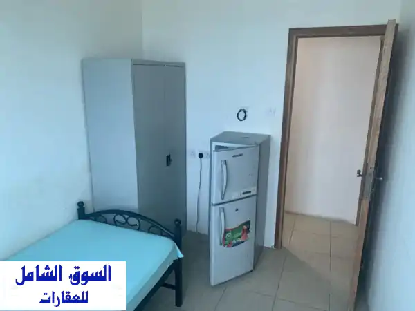 عيش الرفاهية بكورنيش عجمان! بارتشنات شبابية بفرش جديد، شاشة وتلاجة خاصة