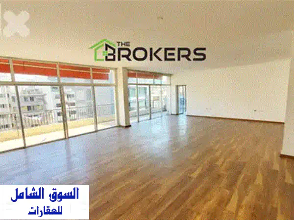 فرصة ذهبية: محل تجاري واسع 175م² للايجار في قريطم، بيروت - موقع استراتيجي مع مولد كهرباء