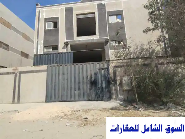 مصنع للإيجار بـ 6 أكتوبر 300م: جاهز فوراً للتشغيل برخصة...