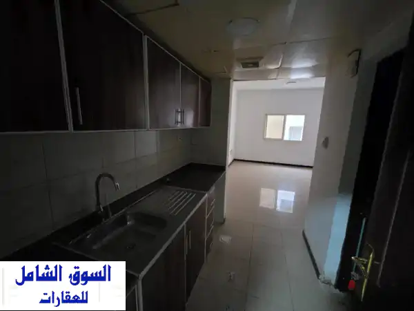 استوديو الأحلام للإيجار السنوي بالنعيمية، عجمان | 17000 درهم فقط! مطبخ منفصل وموقع استراتيجي