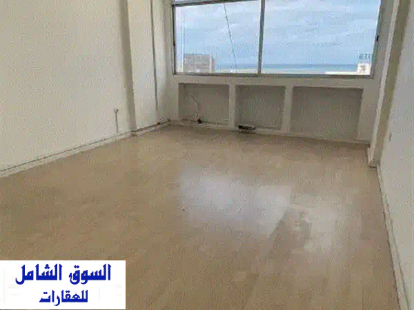فرصة ذهبية: مكتب فاخر 70م للبيع في الدورة -...