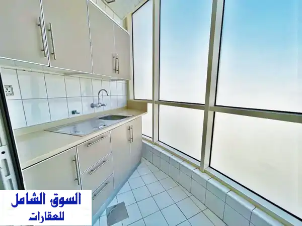 طوابق بمساحة 140 متر مربع للإيجار كمكاتب في موقع زاوية في حولي. مكتب واحد فقط في كل طابق مع مساحة ...