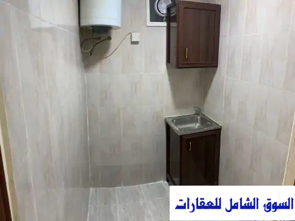 فرصة لا تعوض! 🏠 ملحق فاخر للإيجار في العزيزية...