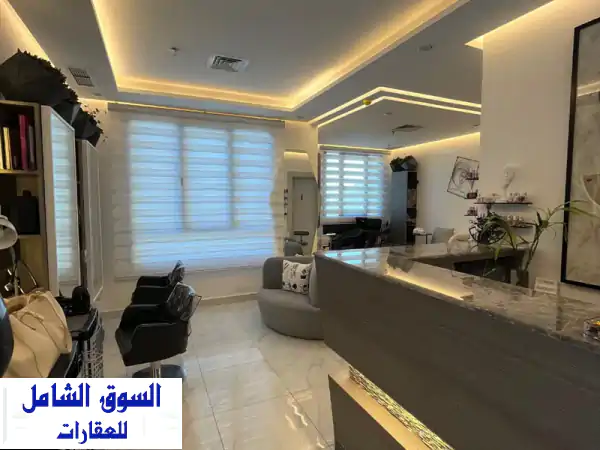 فرصة مميزة: صالون راقي (خلو) للإيجار ببنيد القار -...