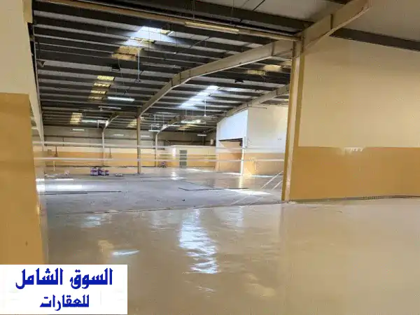 للإيجار: ستور ضخم 3200م2 في المصفح م17 | كهرباء 250kW | مثالي لسكن العمال والمخازن بأبوظبي