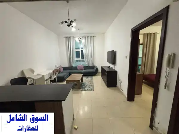 تملّك شقتك الفاخرة: شقة مفروشة (غرفة وصالة) للبيع في أبراج سيتي تاور عجمان - استثمار وسكن فوري!