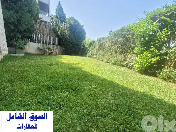 مونتيفيردي: فيلا فاخرة للبيع 900 م² - حديقة وتراسات خاصة